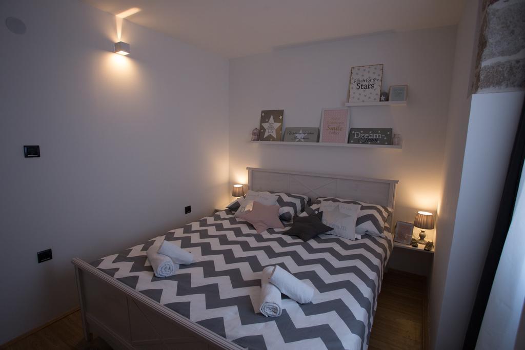 Apartment Vertigo Split Bagian luar foto